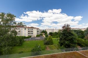 Appartements Proche autoroute et parking : photos des chambres