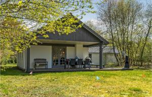 4 Bedroom Stunning Home In Asnæs