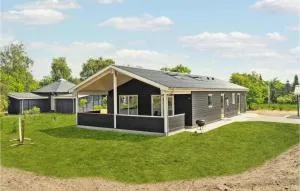 Gorgeous Home In Vig With Kitchen - Vig