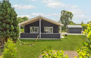 Gorgeous Home In Vig With Kitchen