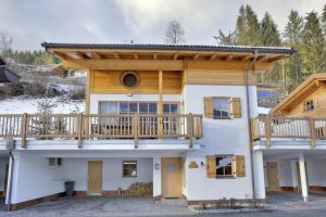 Schöneben Chalet Holzblick
