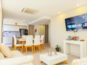 LINDO - Jacuzzi privado - 3 Min Playa Azul