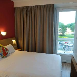 Hotels Brit Hotel Hermitage : photos des chambres