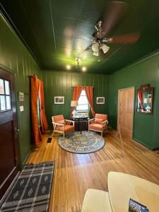 Upper Yellowstone Suite