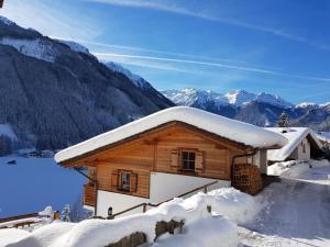 Schöneben Heidis Alm Hütte
