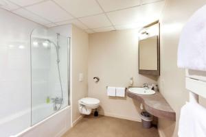 Hotels Brit Hotel Le Galion & Spa : photos des chambres