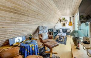 Two-Bedroom Holiday Home In Haderslev