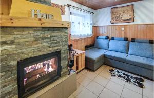 2 Bedroom Stunning Home In Luce