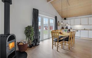 Stunning Home In Gråsten With Wifi