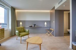 Hotels Brit Hotel Confort Saint-Dizier : Suite
