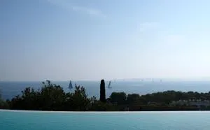 Maison Lumio - 雷以桑布尔