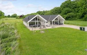 Holiday Home Tranekær 59 With Hot Tub - Hou
