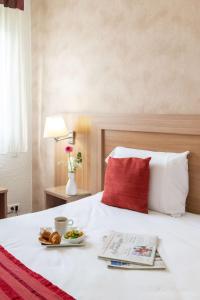 Hotels Brit Hotel Confort Castres : photos des chambres
