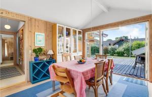 Four-Bedroom Holiday Home In Nysted