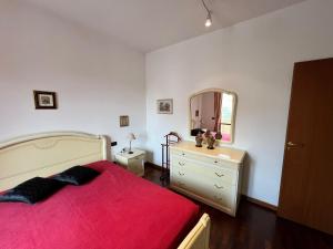 Beautiful Desenzano Apartment