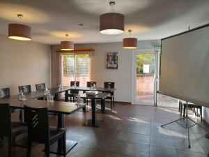 Hotels Brit Hotel Confort Montauban : photos des chambres