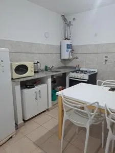 Remedios de Escalada suite 2 pb - Desvío A. Zumarán