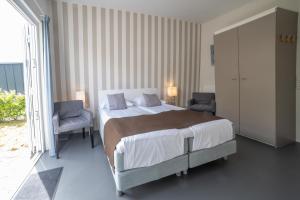 Deluxe Double Room room in Camping Hotel Renesse
