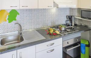 1 Bedroom Nice Apartment In Torrevieja