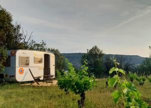 Campings La Caravane d-Alon : photos des chambres