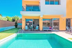 Villa Jasmine Gouvia by Villa Plus