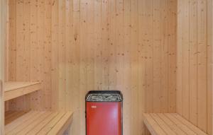 Stunning Home In Faaborg With Kitchen