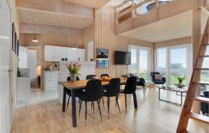 Stunning Home In Faaborg With Kitchen