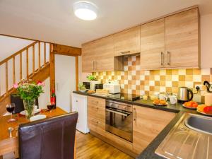 1 bed property in Bala 89368