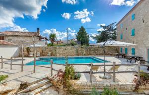 Nice Apartment In Zminj With Wifi