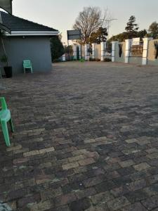 Bed and Breakfast Airport lodge