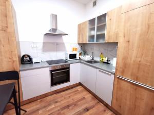 Budapest Weiner Leo Suite