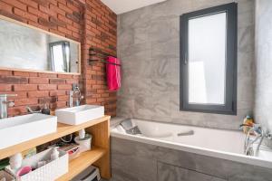 Appartements A beautiful house with garden, 7 guests : photos des chambres