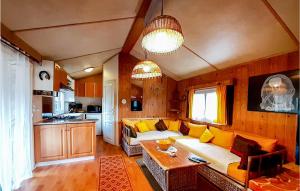 Campings Lovely Stacaravan In Livry-Sur-Seine : photos des chambres