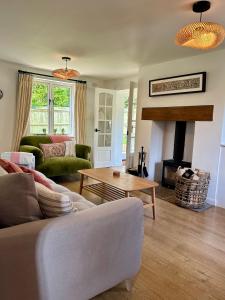 Holly Cottage