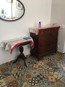 Copacabana-Quarto Duplo PRIVADO, Com banheiro em Casa Compartilhada