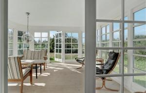 Lovely Home In Aabybro With Kitchen