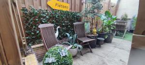 Sejours chez l'habitant PARIS AUTHENTIC HOUSE Metro 14 Station Hopital Bicetre, RER B Gentilly : photos des chambres
