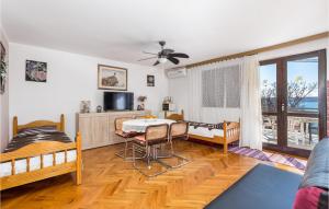 Beautiful Apartment In Baric Draga 