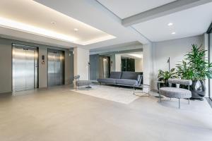 Studios Rio Branco - Prédio Novo e Moderno no Centro