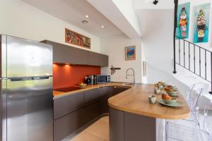 C12 Staywiz us - 2 BDR Duplex in Mougins - 2 Parking spaces, AC, Balcony & Pool