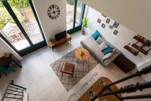 C12 - 2 BDR Duplex in Mougins - 2 Parking spaces, AC, Balcony & Pool