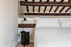 Casa Garibaldi, a Burghesius home