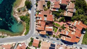 Homey Experience - Green Design Apartment img3