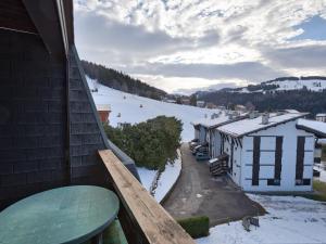 Appartement proche des pistes avec piscine, tennis et WiFi - FR-1-505-127