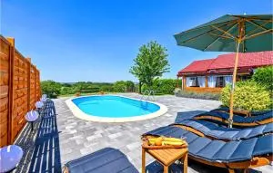 Nice Home In Falinic Breg With Jacuzzi - Ormoz