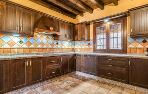 Lovely Home In Salar With Kitchen