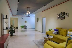 Casa Nova 1 Bedroom & Shared Kitchen-Gachibowli