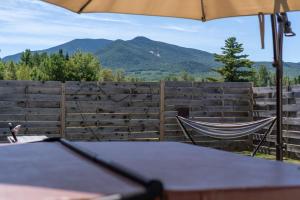Cheerful Cottage Close to Franconia Notch #4