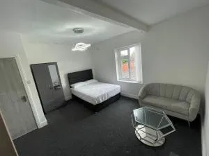 PC Home Room C - 登顿