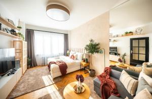 2BR 1,5Bath Chic City Suite near Wenceslas Square
